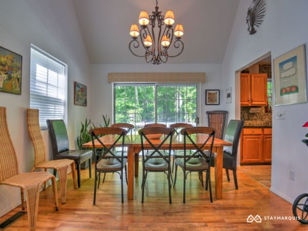 Hamptons Home 1020611