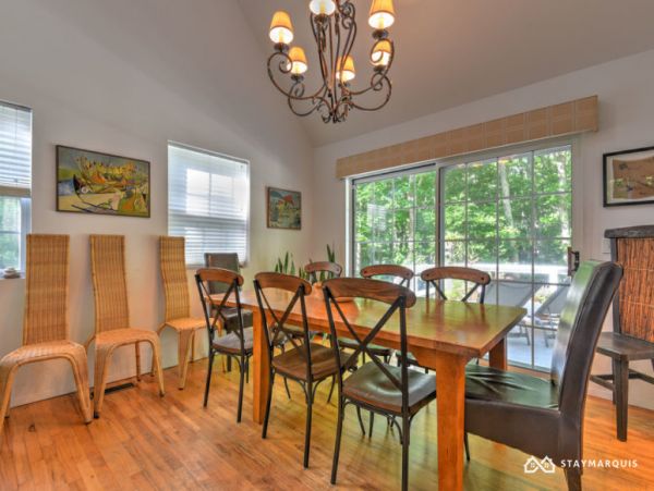 Hamptons Home 1020611