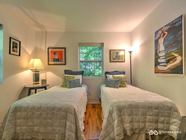 Hamptons Home 1020611