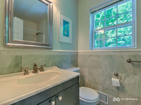 Hamptons Home 1020611