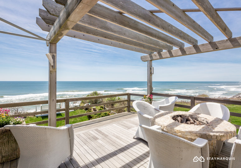 Hamptons Home 1020613