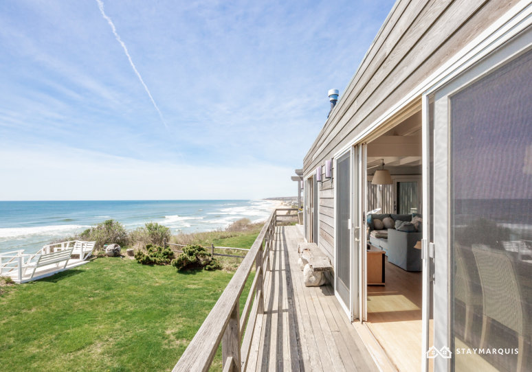 Hamptons Home 1020613