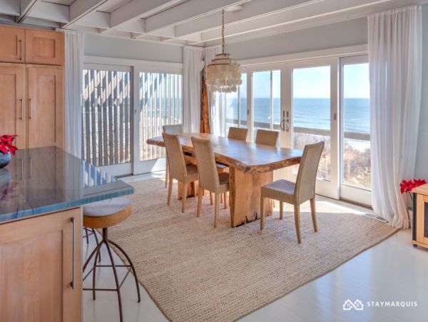 Hamptons Home 1020613