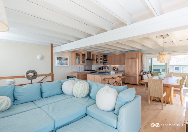 Hamptons Home 1020613