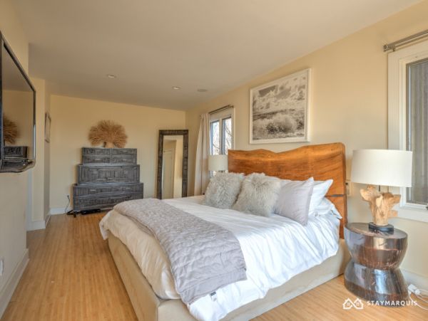 Hamptons Home 1020613