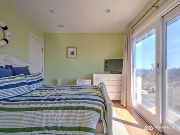 Hamptons Home 1020613