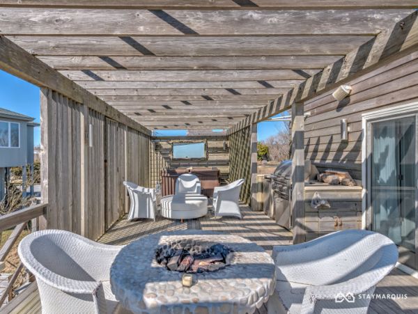 Hamptons Home 1020613