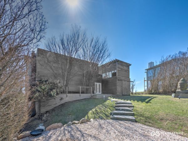 Hamptons Home 1020613
