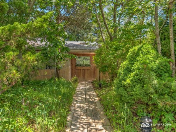 Hamptons Home 1020614