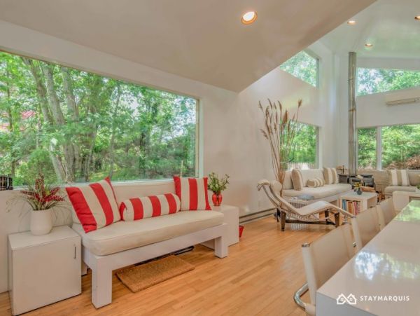Hamptons Home 1020614