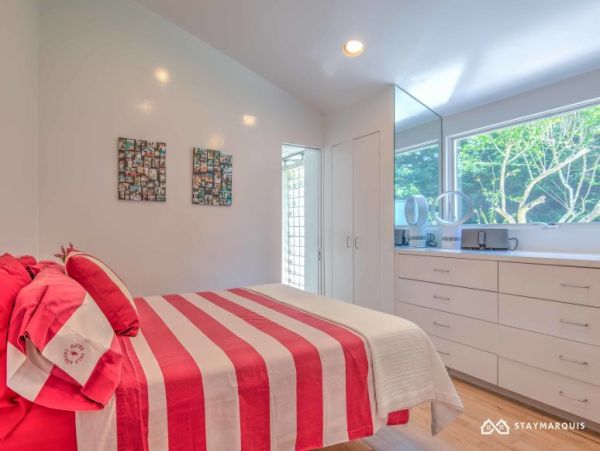 Hamptons Home 1020614