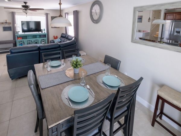 Three bedroom Private Home with Salt Water Pool