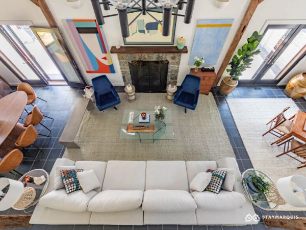 Hamptons Home 1020616