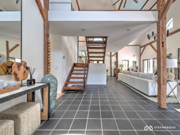Hamptons Home 1020616
