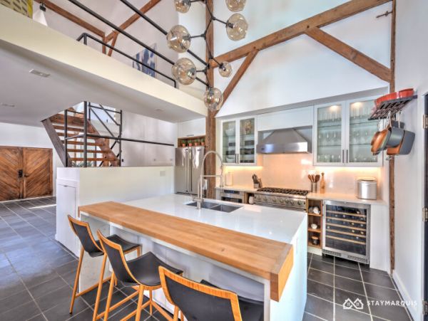 Hamptons Home 1020616