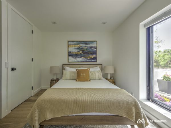 Hamptons Home 1020616