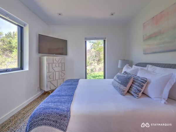 Hamptons Home 1020616