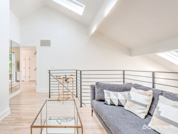 Hamptons Home 1020619