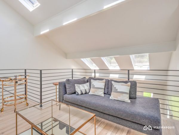 Hamptons Home 1020619