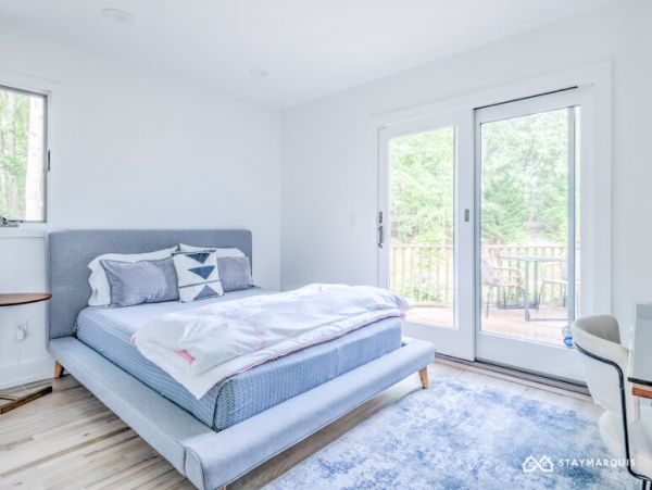 Hamptons Home 1020619