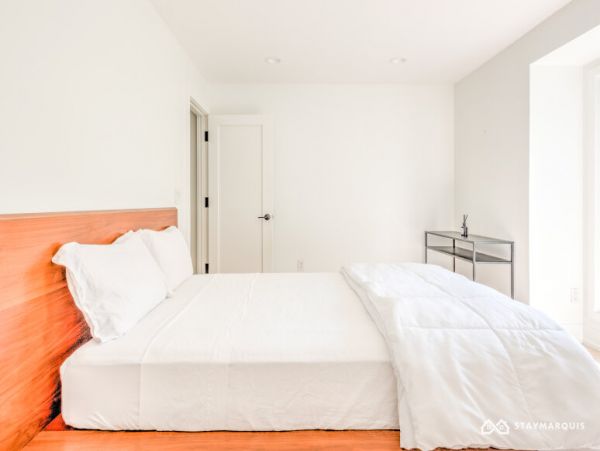 Hamptons Home 1020619