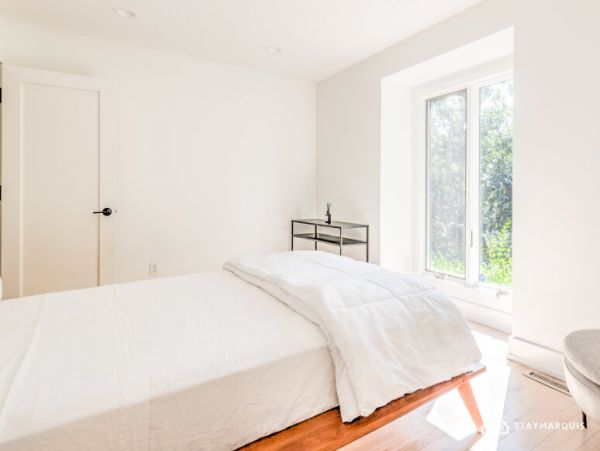 Hamptons Home 1020619