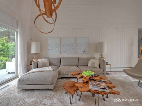 Hamptons Home 1020621