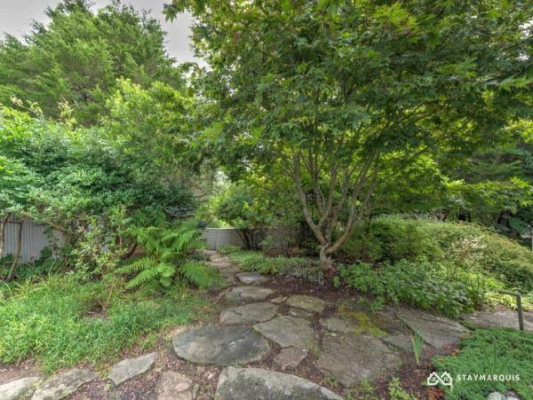 Hamptons Home 1020621