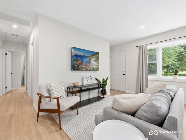 Hamptons Home 1020624