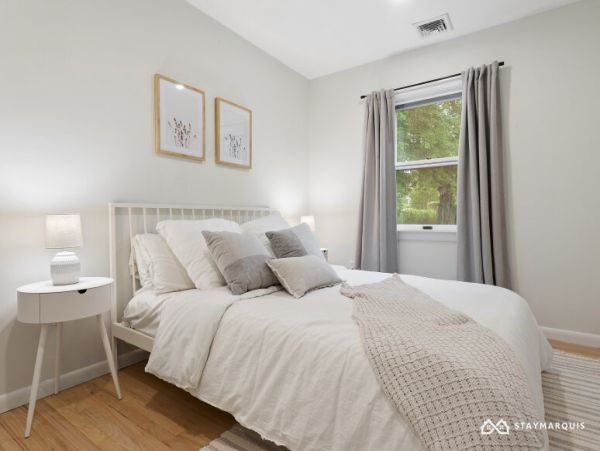 Hamptons Home 1020624