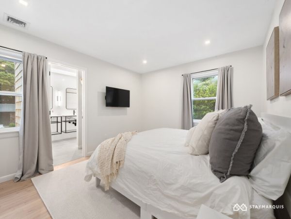 Hamptons Home 1020624