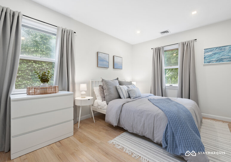 Hamptons Home 1020624