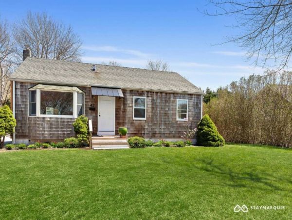 Hamptons Home 1020624