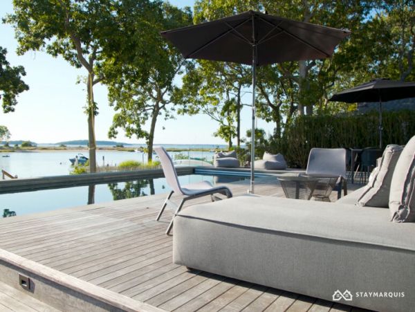 Hamptons Home 1020625