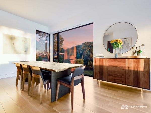 Hamptons Home 1020625