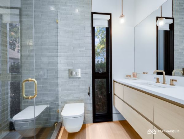 Hamptons Home 1020625