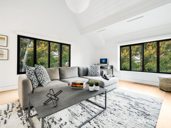 Hamptons Home 1020625