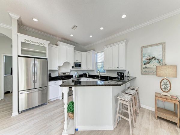 Three Bedroom Pool Vacation Residence on Anna Maria Island