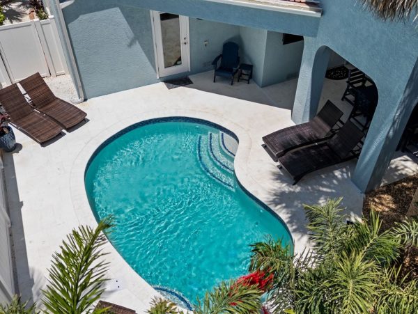 Holmes Beach Vacation Home With Private Heated Pool