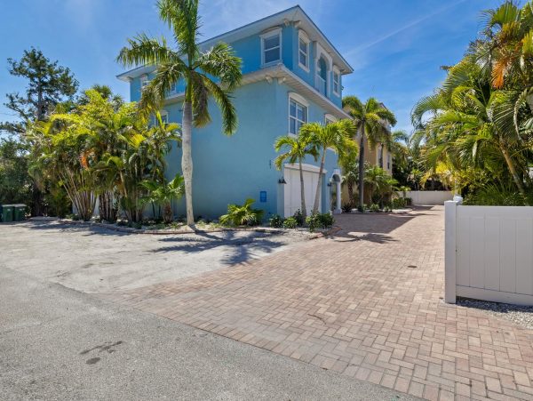 Holmes Beach Vacation Home With Private Heated Pool