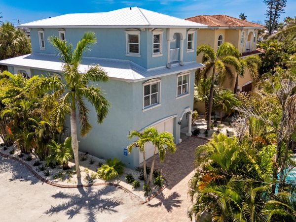 Holmes Beach Vacation Home With Private Heated Pool