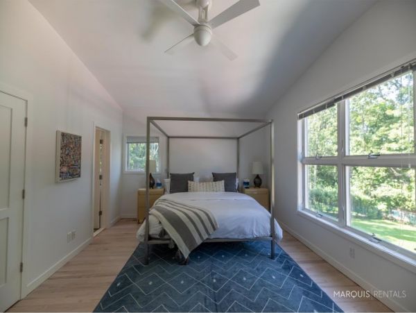 Hamptons Home 1020627