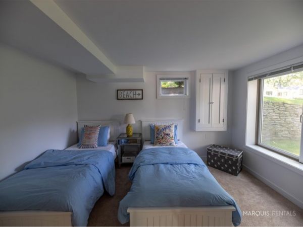 Hamptons Home 1020627
