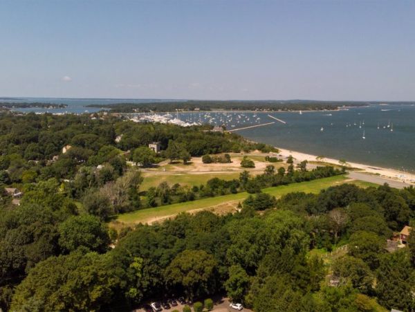 Hamptons Home 1020627