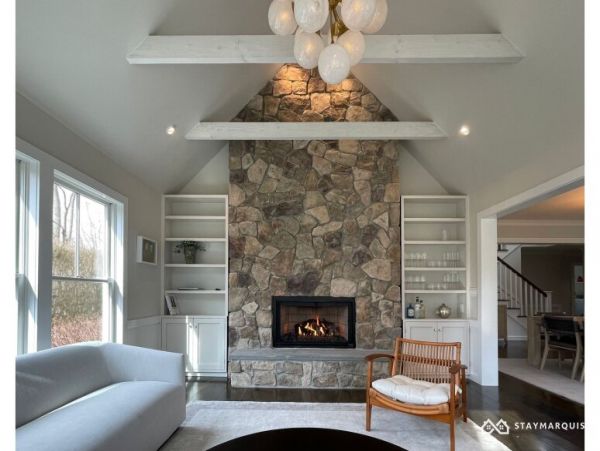 Hamptons Home 1020628