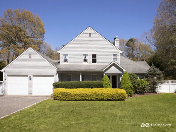Hamptons Home 1020629