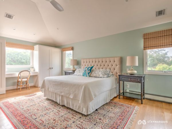 Hamptons Home 1020631