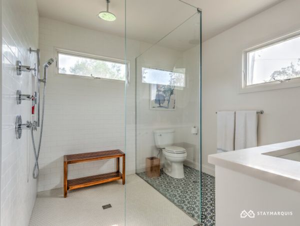Hamptons Home 1020631