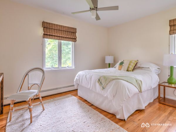 Hamptons Home 1020631