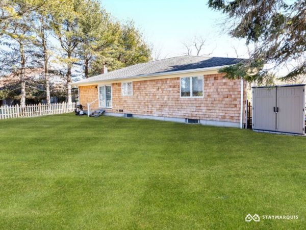 Hamptons Home 1020632